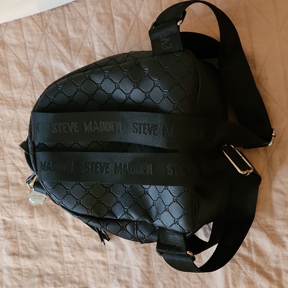 Steve Madden Mini Backpack - Like New! - Picture 2 of 5
